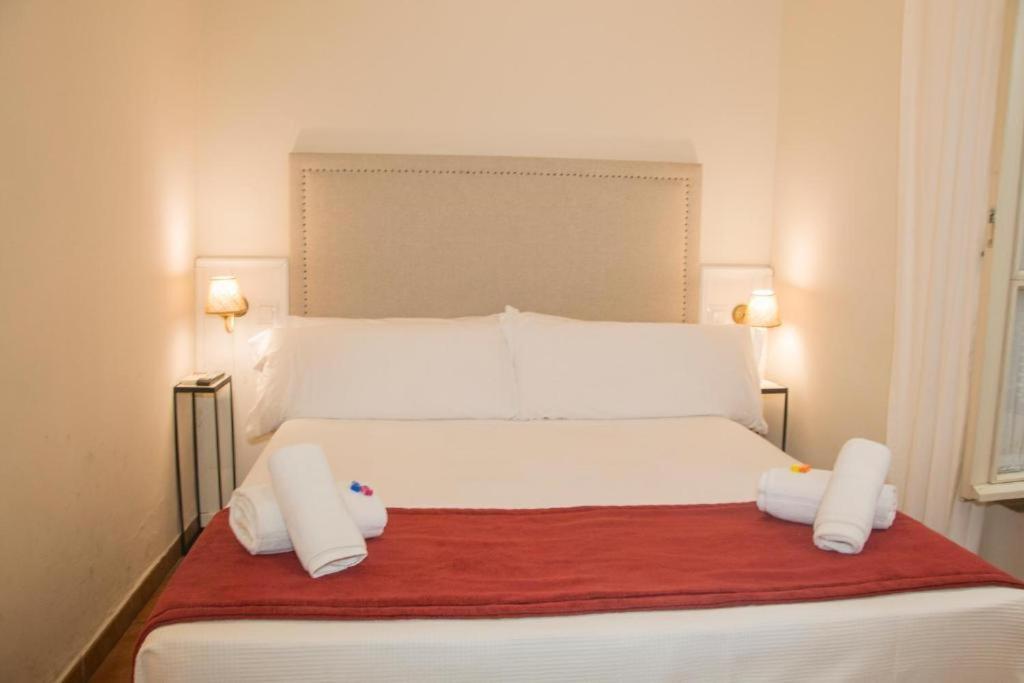 Hostal Callejon Del Agua เซบีญา ภายนอก รูปภาพ