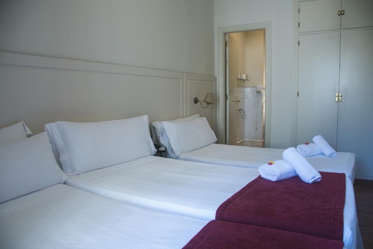 Hostal Callejon Del Agua เซบีญา ภายนอก รูปภาพ