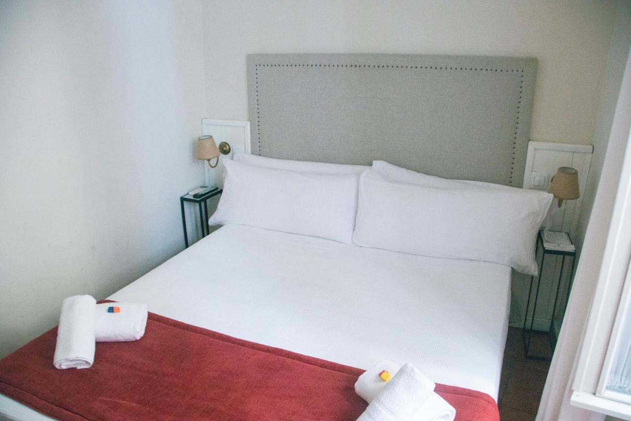 Hostal Callejon Del Agua เซบีญา ภายนอก รูปภาพ