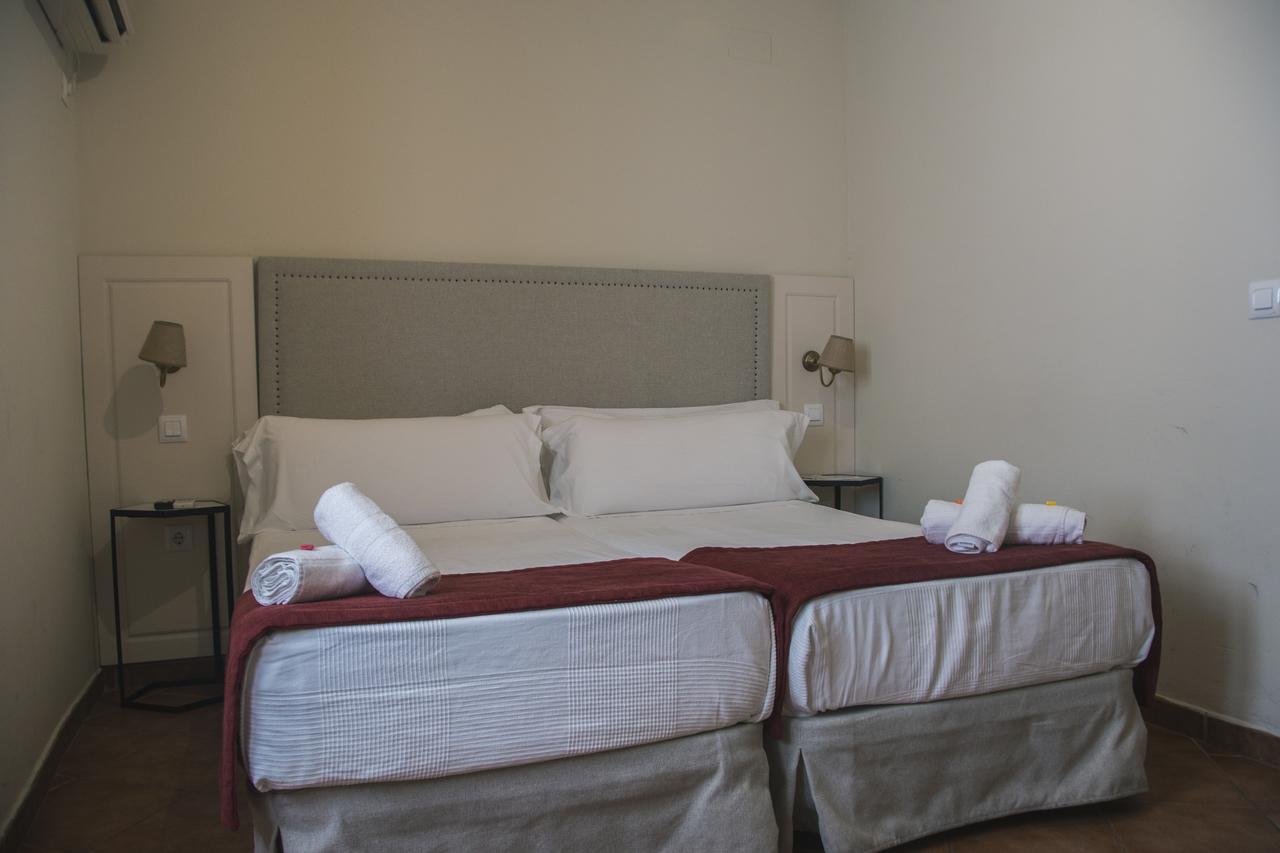 Hostal Callejon Del Agua เซบีญา ภายนอก รูปภาพ