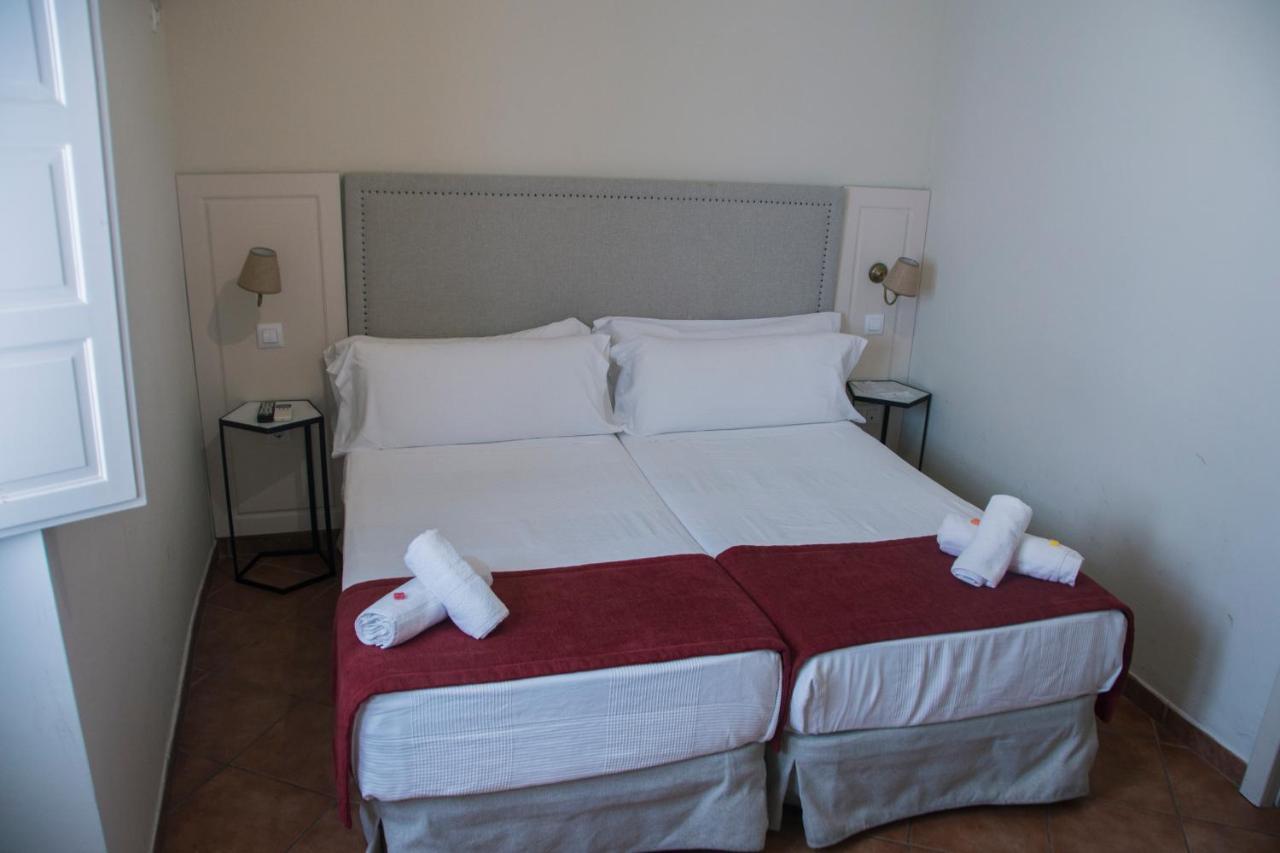 Hostal Callejon Del Agua เซบีญา ภายนอก รูปภาพ