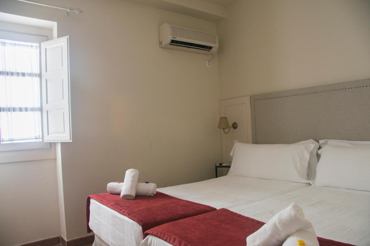 Hostal Callejon Del Agua เซบีญา ภายนอก รูปภาพ