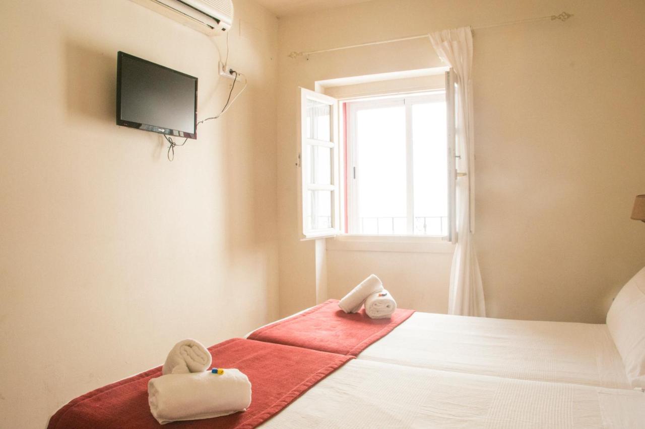 Hostal Callejon Del Agua เซบีญา ภายนอก รูปภาพ