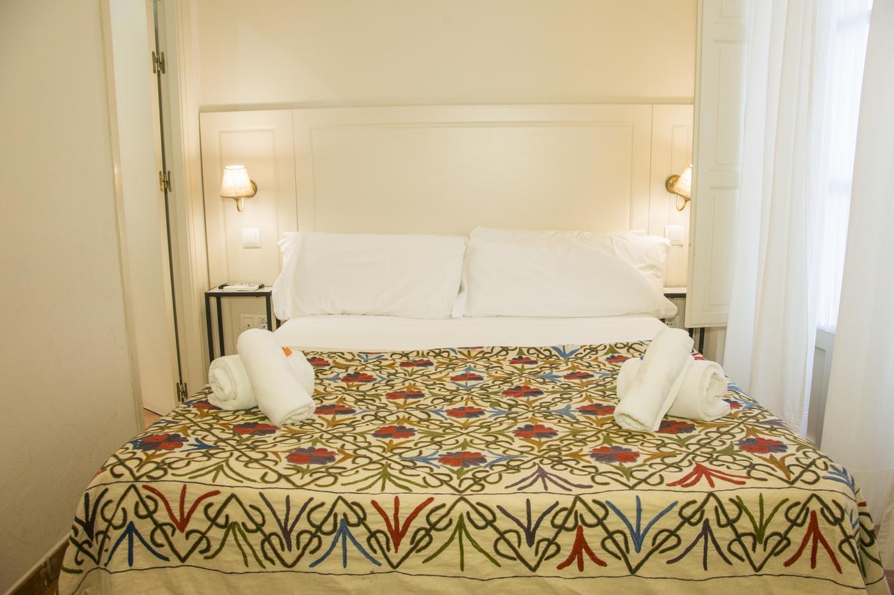 Hostal Callejon Del Agua เซบีญา ภายนอก รูปภาพ