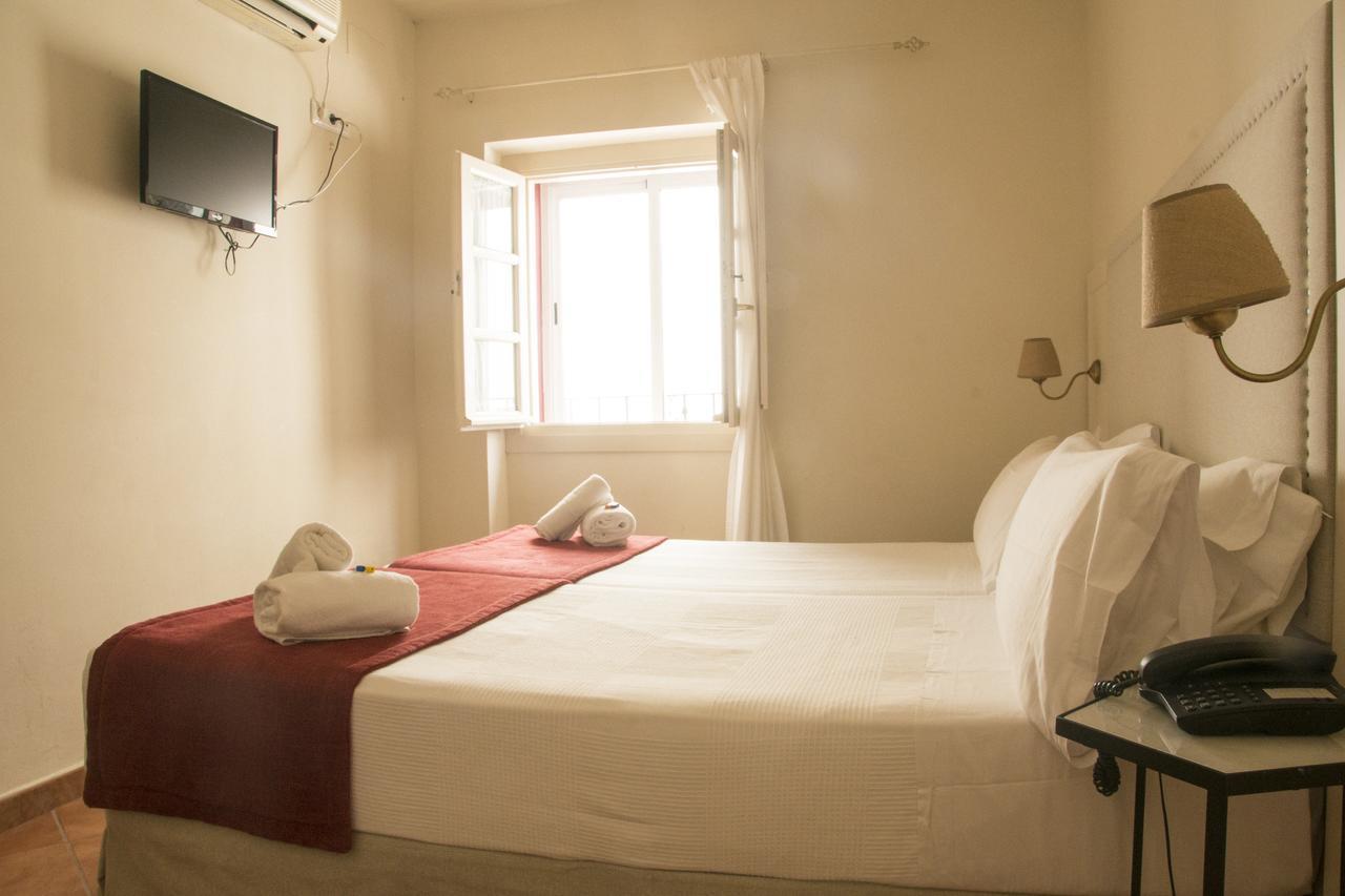 Hostal Callejon Del Agua เซบีญา ภายนอก รูปภาพ